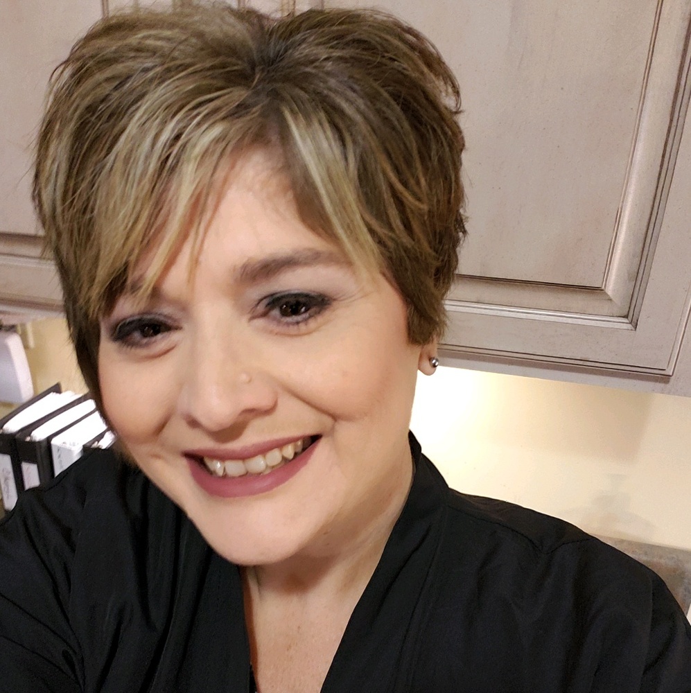 Meet your Posher, Pamela